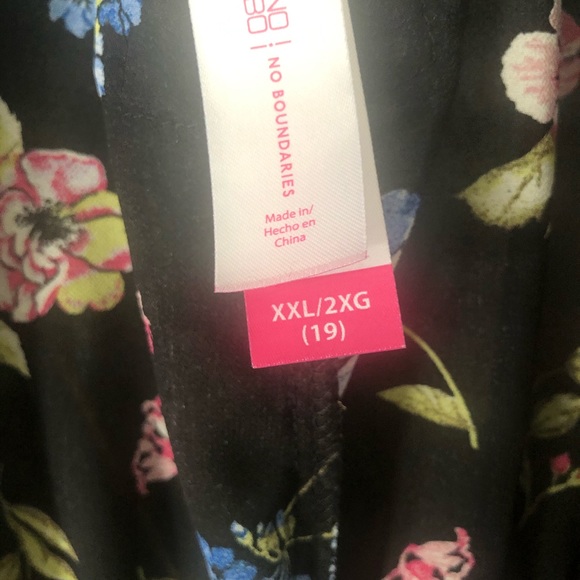 Sold - Picture 3 of 5